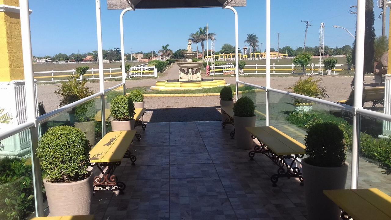 Hotel Fazenda Costa Do Sol Мангиньюс Экстерьер фото